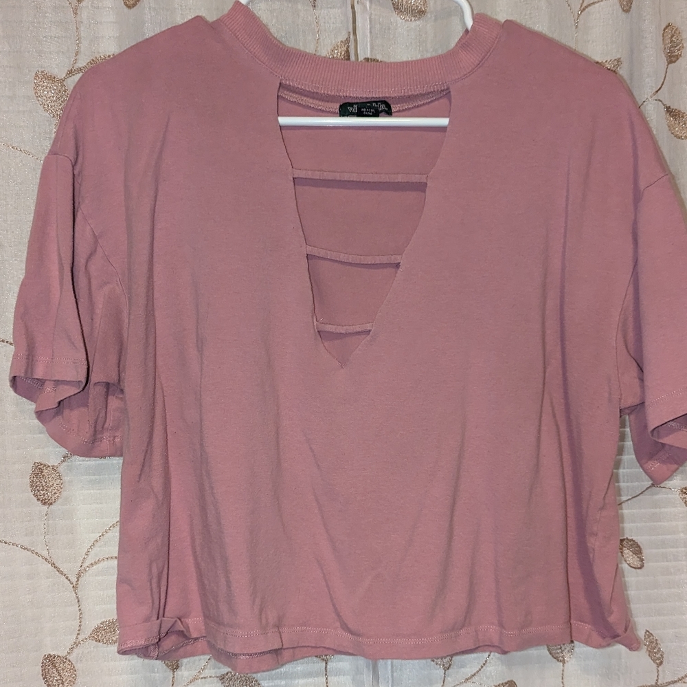 Wild Fable V neck cropped tee